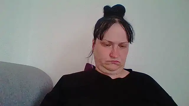 Snapshot of _squirty_cum_lady_ chatting on July 7, 4:22 pm squirty cum lady online show from July 7, 4:22 pm