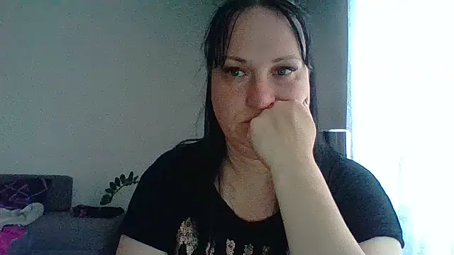 Snapshot of _squirty_cum_lady_ chatting on July 24, 5:38 am squirty cum lady online show from July 24, 5:38 am