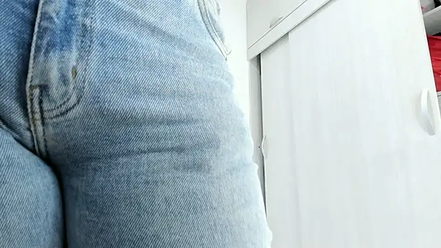 Amelia Debora Antonella online show from February 3, 2:11 pm