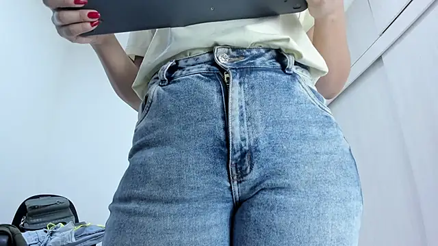 Amelia Debora Antonella online show from February 23, 2:03 pm