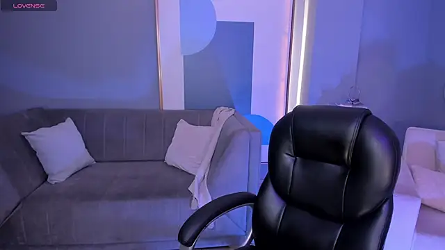 AllyJensen online show from March 13, 10:57 am