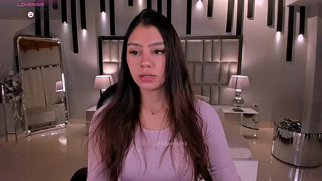 AllyJensen online show from June 5, 10:43 am