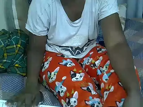 skinnysexynaughty online show from March 11, 4:57 pm