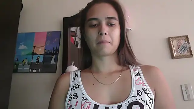 Snapshot of trianabell chatting on June 3, 4:01 pm trianabell online show from June 3, 4:01 pm