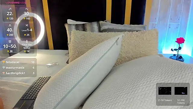 Snapshot of TamyHoney chatting on March 12, 7:49 pm TamyHoney online show from March 12, 7:49 pm