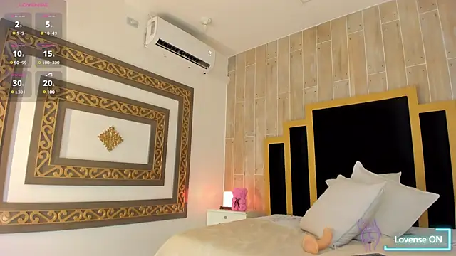 Snapshot of TamyHoney chatting on March 21, 11:12 pm TamyHoney online show from March 21, 11:12 pm