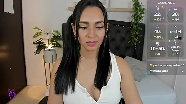 Snapshot of abril_71 chatting on January 25, 5:51 am abril 71 online show from January 25, 5:51 am