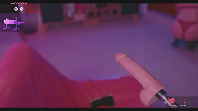 sensualkattt online show from July 6, 1:52 pm