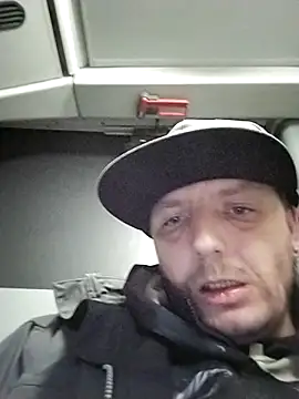 FreeSoul87 online show from February 26, 2:10 am