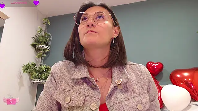 SharisWillian online show from February 15, 4:03 am