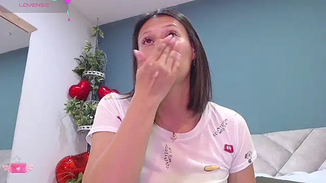 SharisWillian online show from March 11, 4:10 am