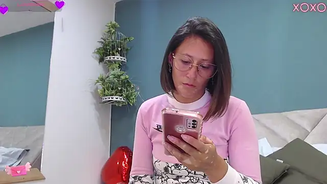 SharisWillian online show from September 19, 4:03 am