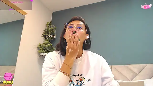 SharisWillian online show from April 29, 3:54 am