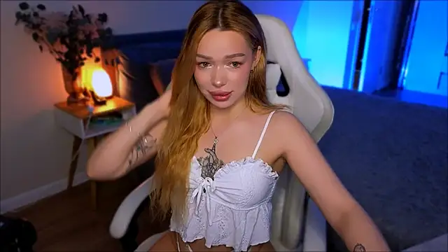 Lily Yin online show from June 13, 6:00 am