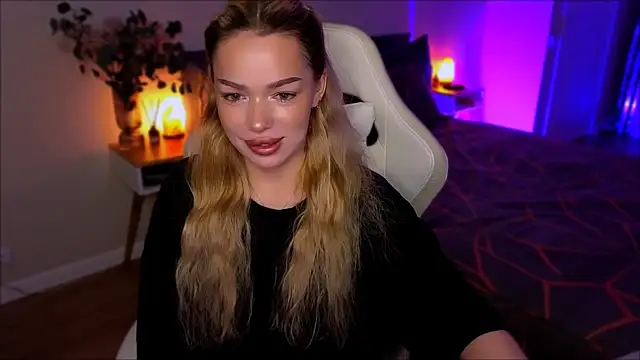Lily Yin online show from July 16, 5:46 am