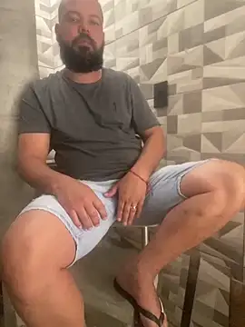 Snapshot of baruel-10 chatting on February 5, 6:26 pm baruel-10 online show from February 5, 6:26 pm