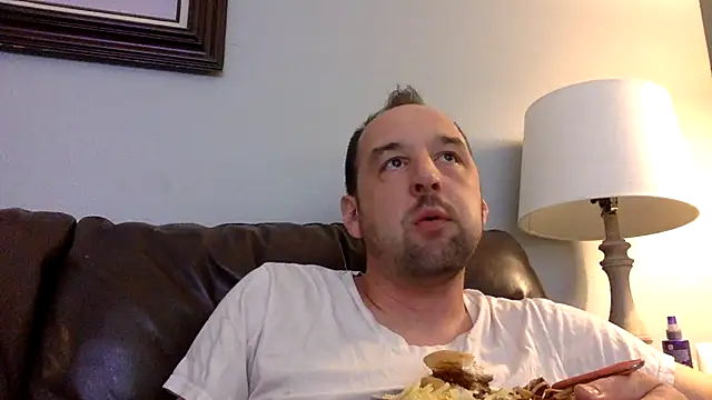 Snapshot of Kink_Master_Daddy chatting on June 17, 12:02 am Kink Master Daddy online show from June 17, 12:02 am
