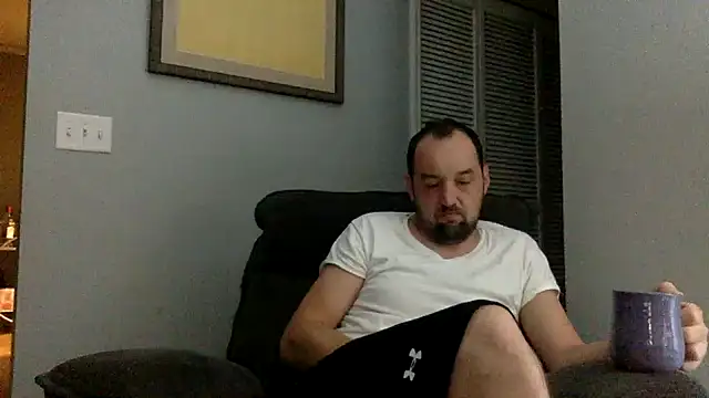Snapshot of Kink_Master_Daddy chatting on June 23, 9:29 am Kink Master Daddy online show from June 23, 9:29 am