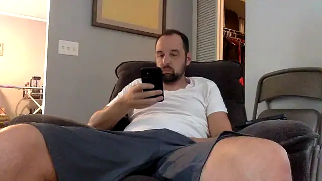 Snapshot of Kink_Master_Daddy chatting on July 22, 12:13 am Kink Master Daddy online show from July 22, 12:13 am