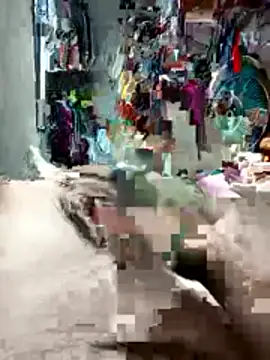 Snapshot of Aledw9 chatting on February 11, 11:10 pm Aledw9 online show from February 11, 11:10 pm