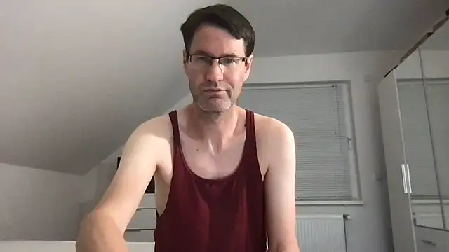 Snapshot of zxzx_cam1 chatting on September 14, 9:25 pm zxzx cam1 online show from September 14, 9:25 pm