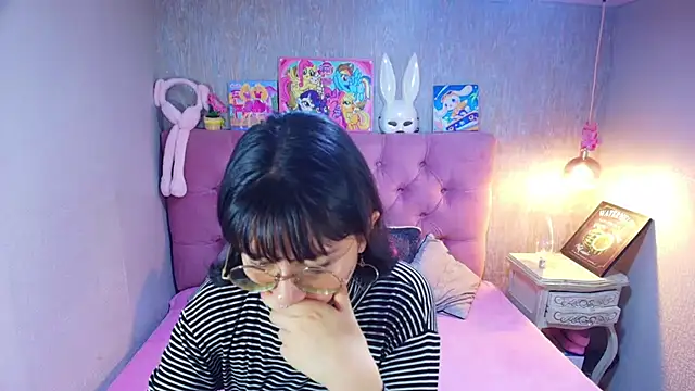 charlottemoonxz online show from February 28, 6:53 pm