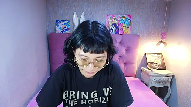 Snapshot of charlottemoonxz chatting on May 20, 6:03 pm charlottemoonxz online show from May 20, 6:03 pm