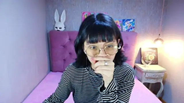 charlottemoonxz online show from June 23, 5:33 pm