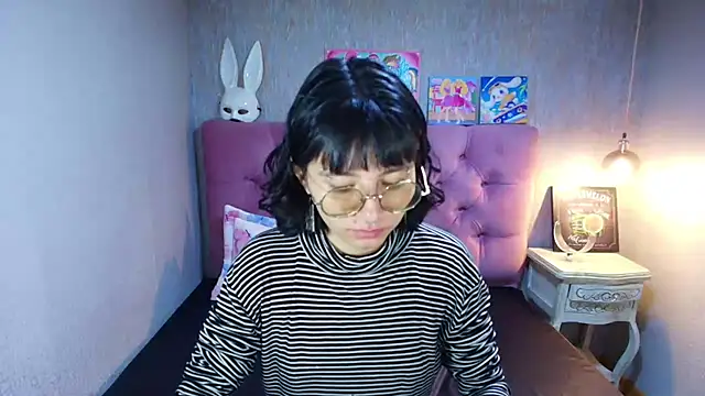 charlottemoonxz online show from June 25, 6:01 pm