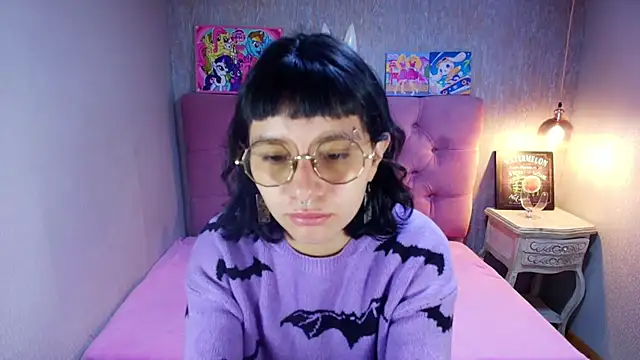 charlottemoonxz online show from July 15, 6:02 pm