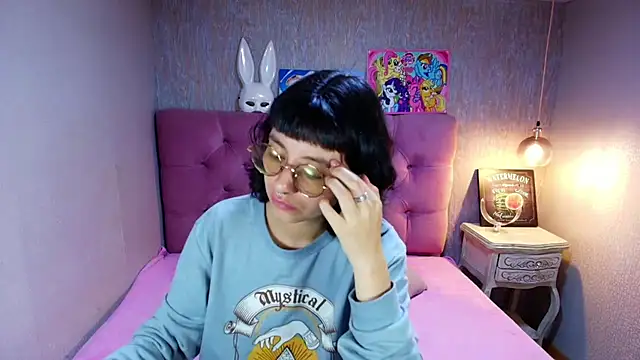 charlottemoonxz online show from July 22, 5:27 pm