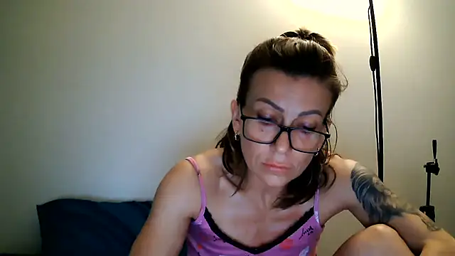 Snapshot of anechka1 chatting on July 30, 1:15 am anechka1 online show from July 30, 1:15 am