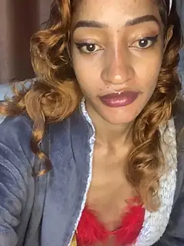 Snapshot of GoddessVee chatting on December 27, 10:59 pm GoddessVee online show from December 27, 10:59 pm