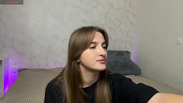 Snapshot of Vibe_to_night chatting on November 7, 3:12 pm Vibe to night online show from November 7, 3:12 pm