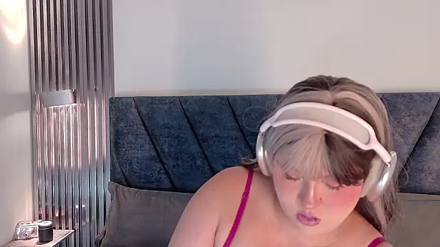 Karmilla Rosse online show from March 13, 10:33 am