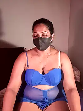 Kim kardashia1 online show from January 4, 2:56 pm