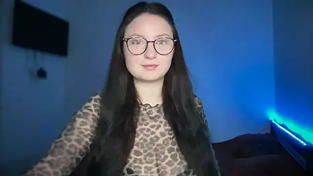 Snapshot of LocaAlis chatting on October 15, 12:38 pm LocaAlis online show from October 15, 12:38 pm