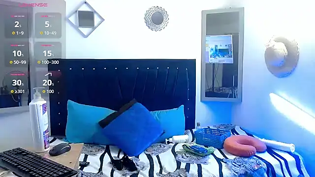 Snapshot of bubis_laru53 chatting on October 24, 8:33 am bubis laru53 online show from October 24, 8:33 am