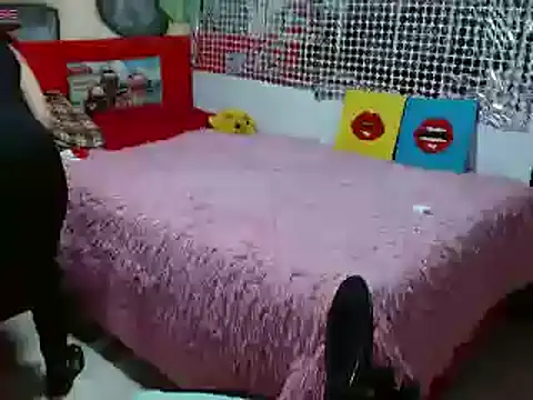 CaroMasha online show from January 8, 2:25 am