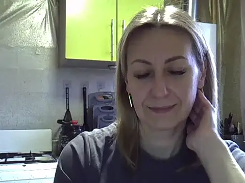 AshleyXHoney online show from December 17, 7:36 am