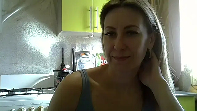 AshleyXHoney online show from March 16, 7:34 am