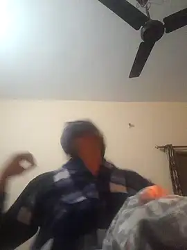 Snapshot of Sajal-03 chatting on December 27, 1:11 am Sajal-03 online show from December 27, 1:11 am