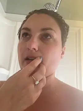 MilfyMrsRobinson online show from February 8, 1:47 pm