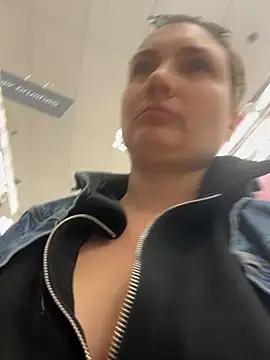 MilfyMrsRobinson online show from February 19, 11:34 pm