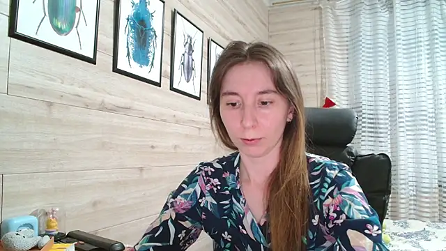 Wowpornoo online show from May 6, 4:01 pm