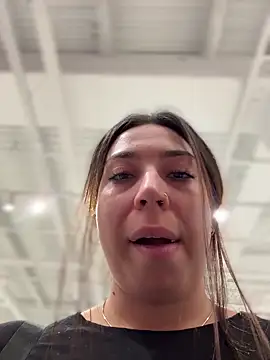 KimArts online show from December 1, 6:57 pm