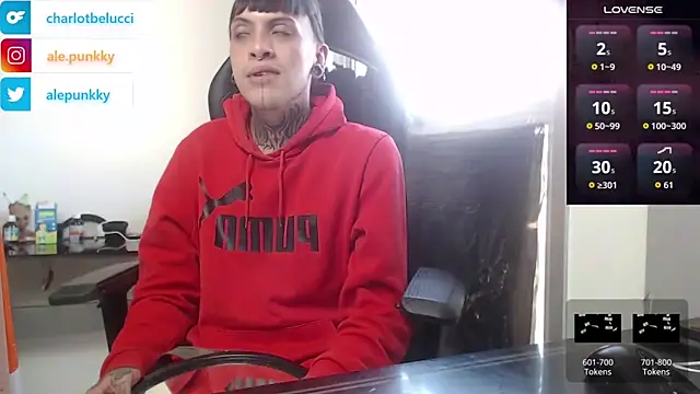 charlotbelucci  online show from October 23, 8:40 pm