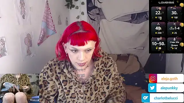 Snapshot of charlotbelucci_ chatting on July 20, 11:45 am charlotbelucci online show from July 20, 11:45 am