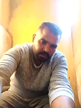 Snapshot of ListedLoin chatting on January 9, 1:02 pm ListedLoin online show from January 9, 1:02 pm