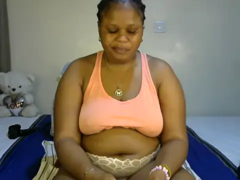ebony Catalia online show from October 20, 4:40 pm